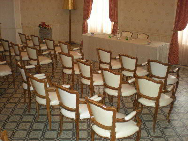 Hotel-Restaurant Ricordeau Loué Esterno foto